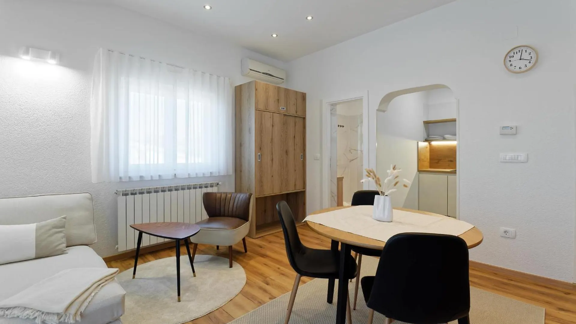 Apartments Sunliving By Rent Istria Vilanija كرواتيا