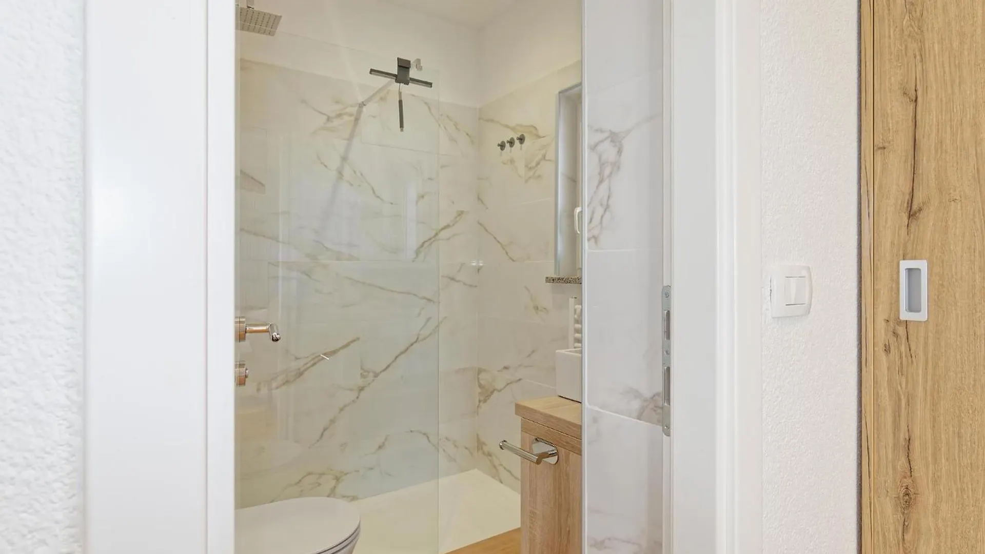 Apartments Sunliving By Rent Istria Vilanija