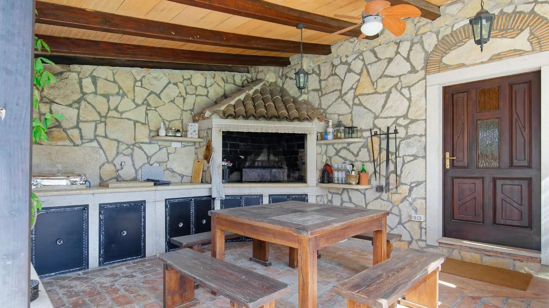 Apartments Sunliving By Rent Istria Vilanija
